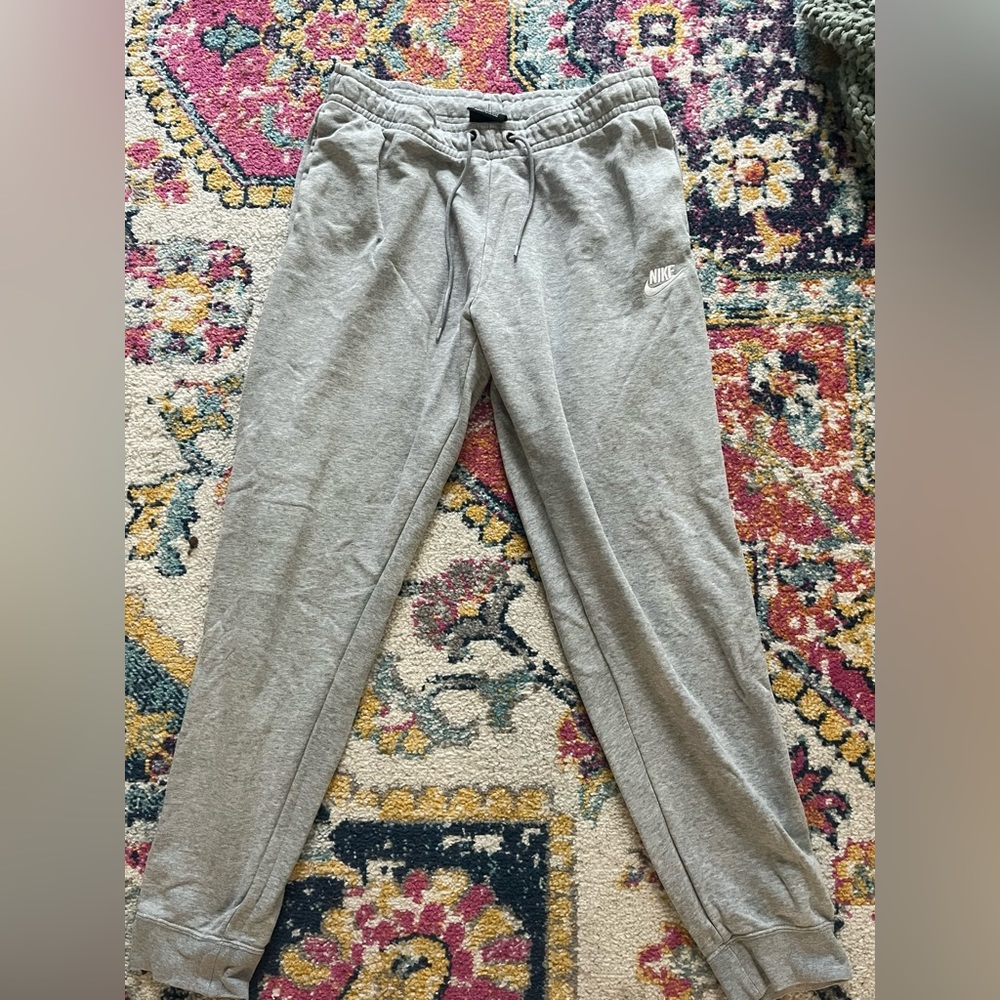 Nike joggers